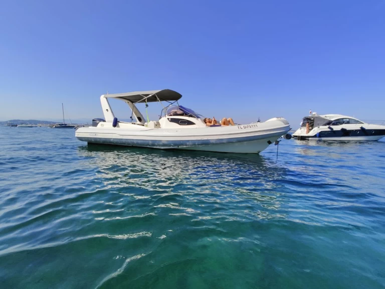 Marco E-Motion 29’ a louer à Mandelieu-la-Napoule