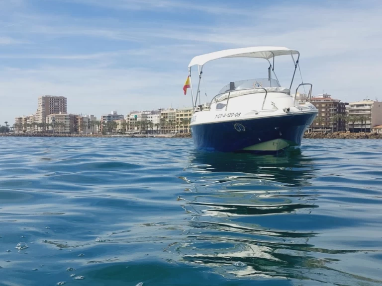 Location Bateau à moteur à Torrevieja - Quicksilver 470 Cruiser