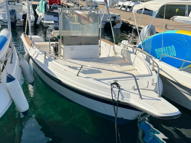 Location bateau Milazzo pas cher Fisherman Eden 540