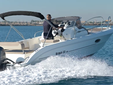 Boat rental  Mingolla Brava 22WA in Pula on Samboat