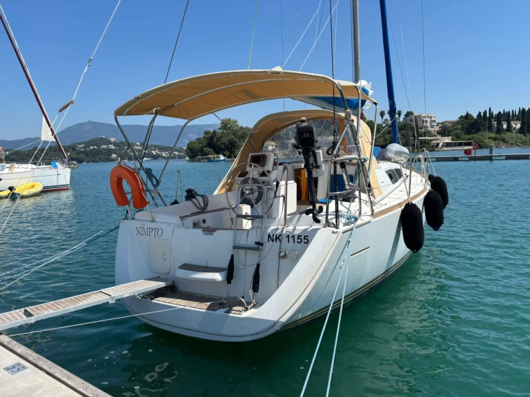 Location bateau Gouviá pas cher Sun Odyssey 33i