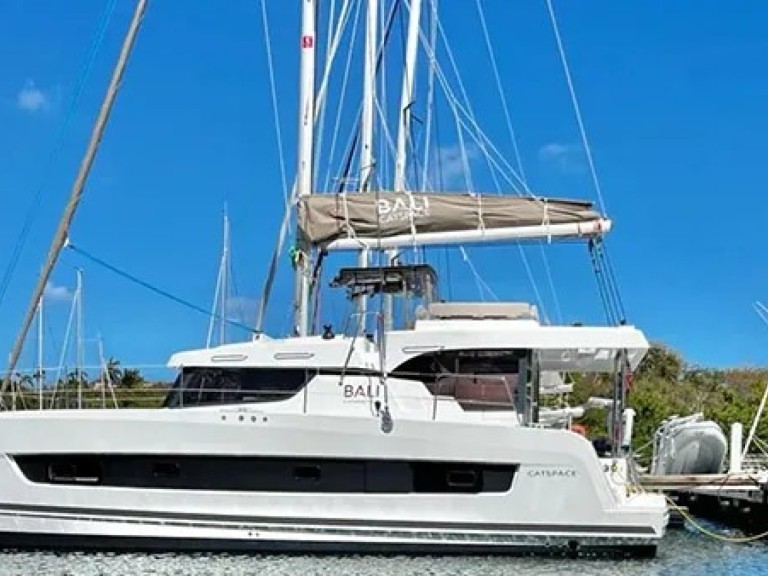 Louer Catamaran avec ou sans skipper Bali Catamarans à Parham Town