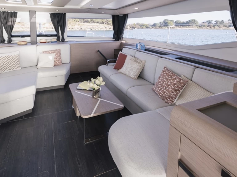 Location Catamaran Fountaine Pajot avec permis
