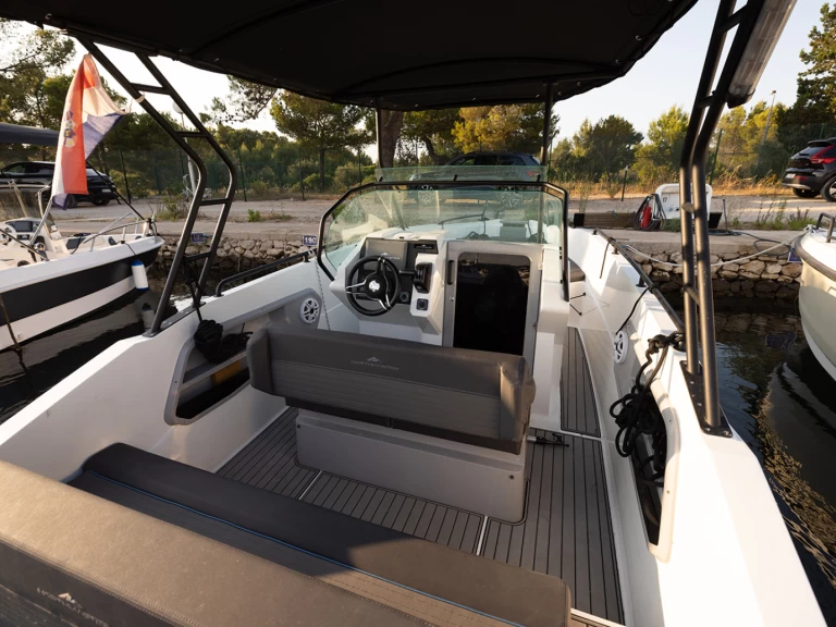 Location bateau Northmaster Northmaster 685 Cruiser à Sibenik sur Samboat