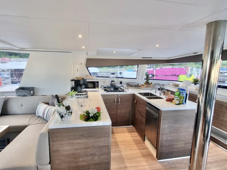 Location bateau Parham Town pas cher Bali 5.4