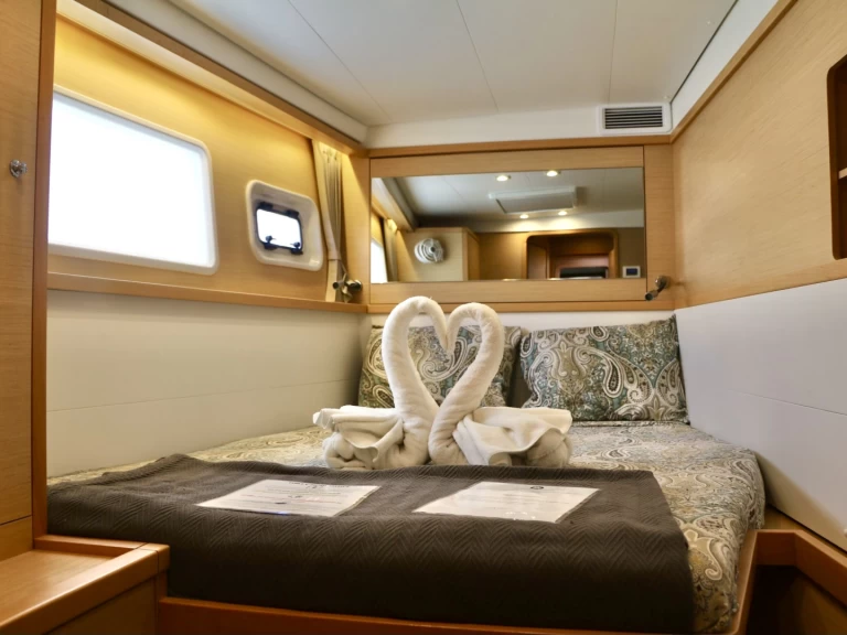 Lagoon Lagoon 450 a louer à Parham Town