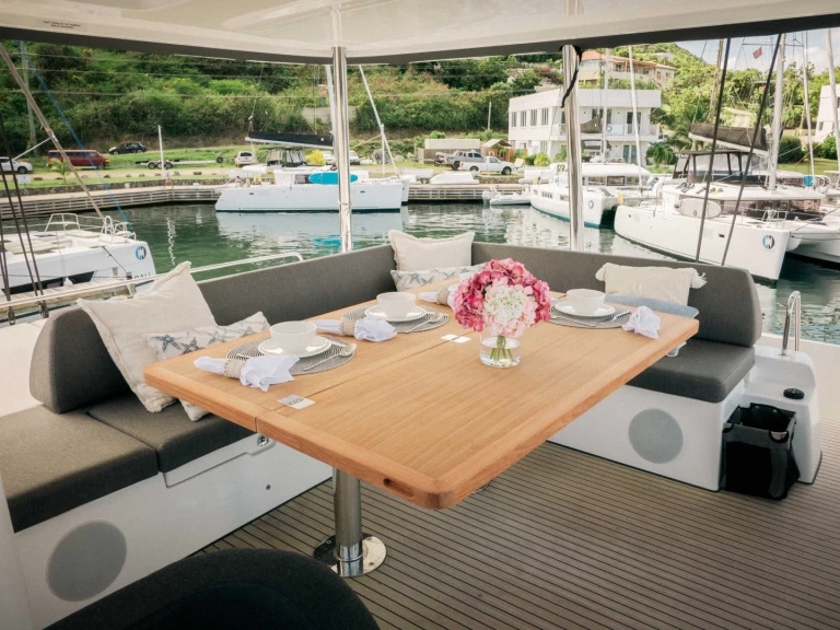 Catamaran à louer à Parham Town au meilleur prix