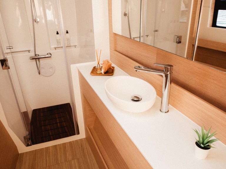 Location bateau Nautitech Nautitech 40 Open  à Parham Town sur Samboat