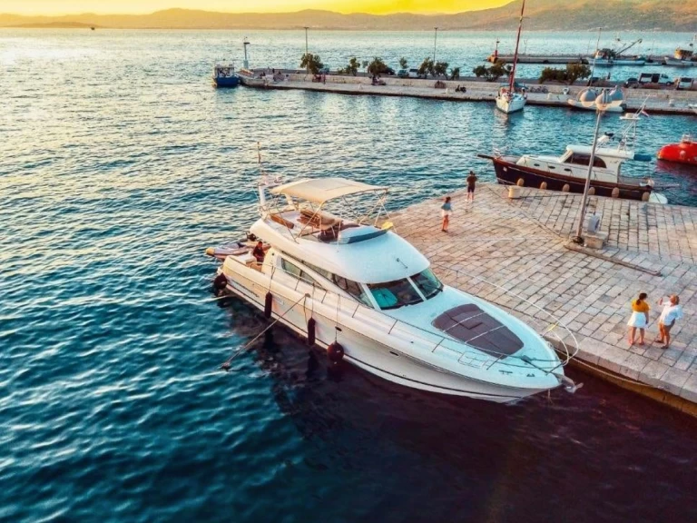 Location Bateau à moteur à Split - Prestige Jeanneau Prestige 46 Fly