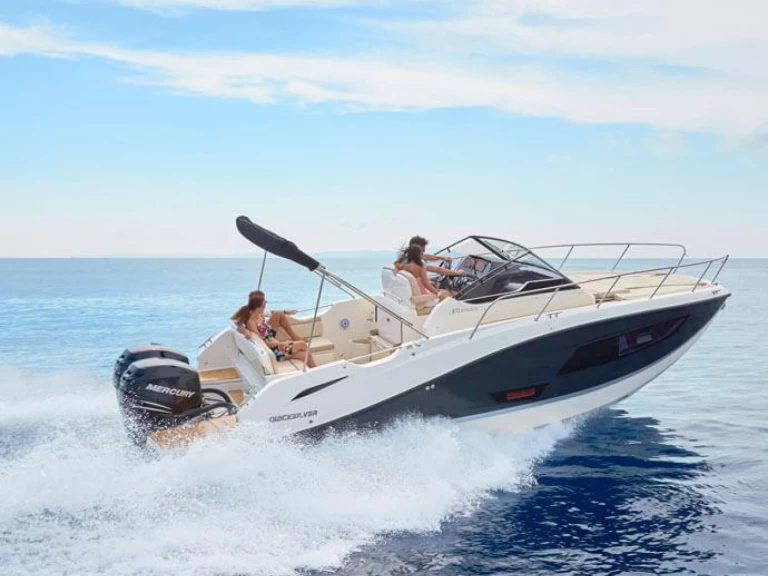 Location Bateau à moteur Quicksilver avec permis