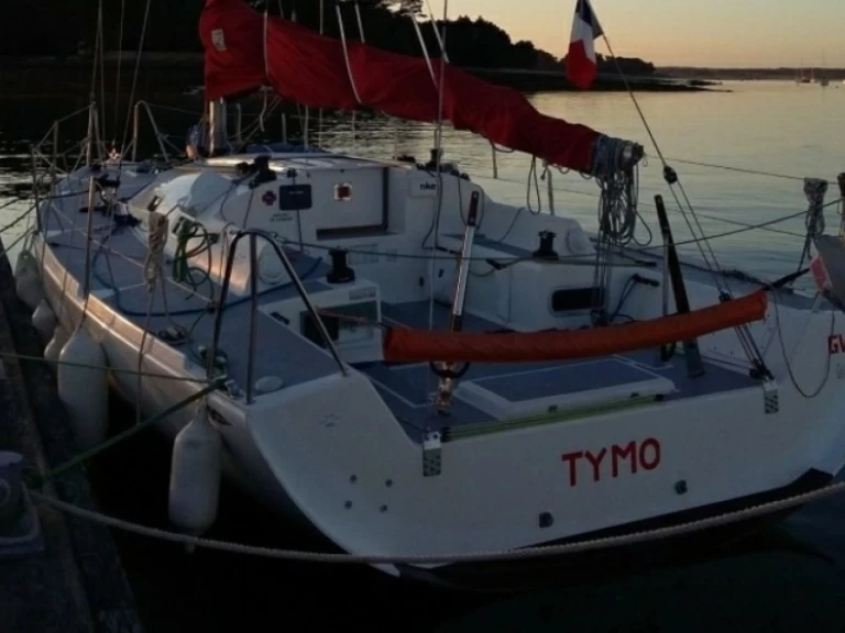 Location à Loctudy - 3c-Composites Bongo 9.60 sur SamBoat