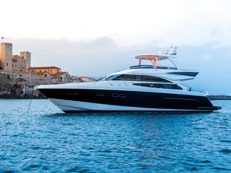 Location à Beaulieu-sur-Mer - Princess Princess 64 Fly sur SamBoat