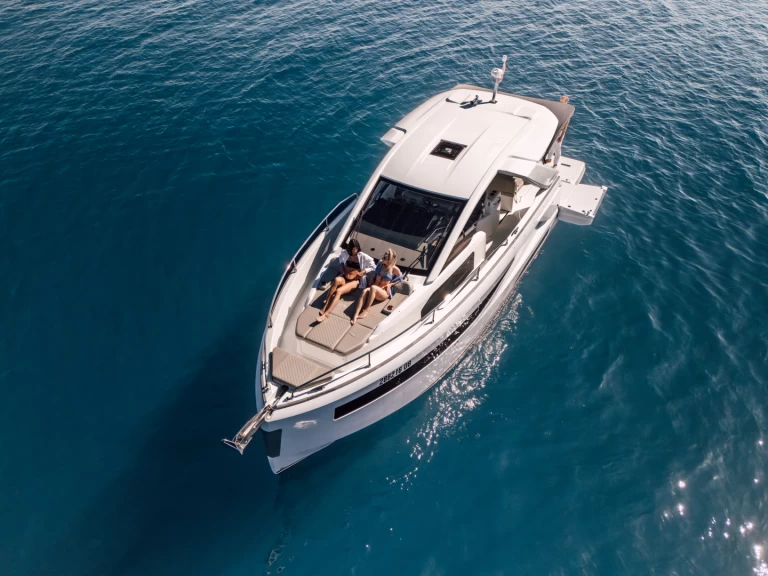 Location Bateau à moteur à Zadar - Jeanneau DB/37