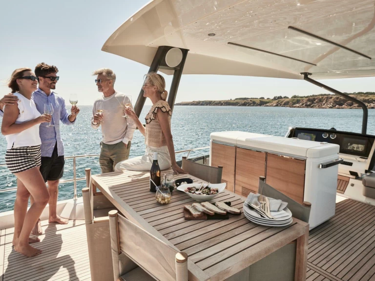 Location bateau Prestige X60 à Juan-les-Pins sur Samboat
