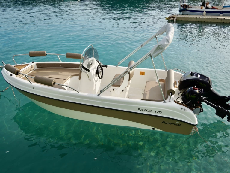 Karel 170 a louer à Parga