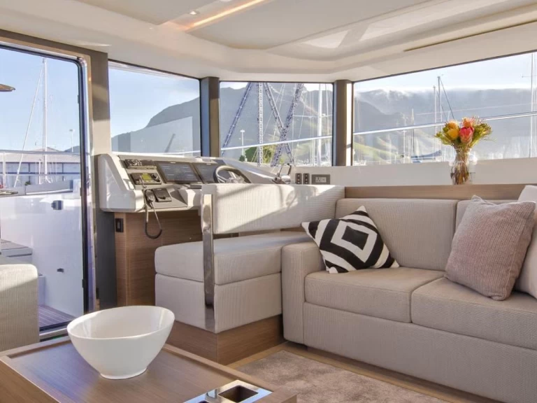 Location bateau Leopard 53 PC à Antibes sur Samboat