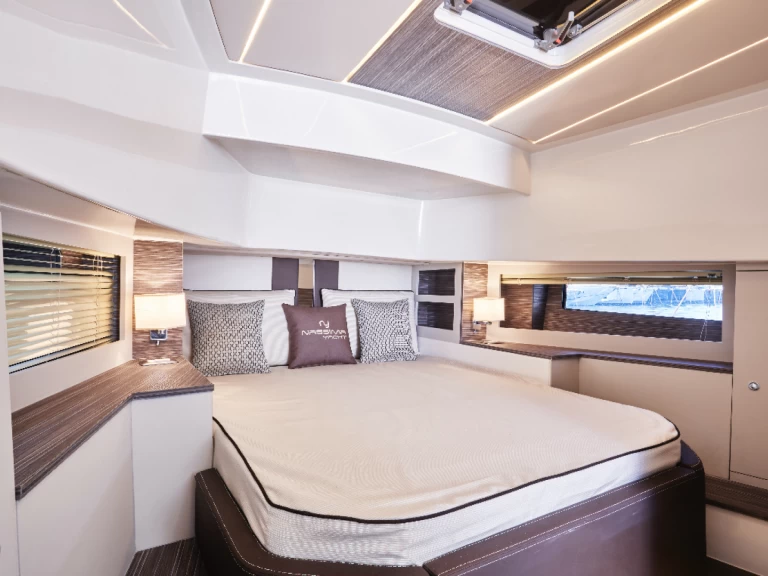 Louer Bateau à moteur avec ou sans skipper Nassima40 à Ibiza (Ville)