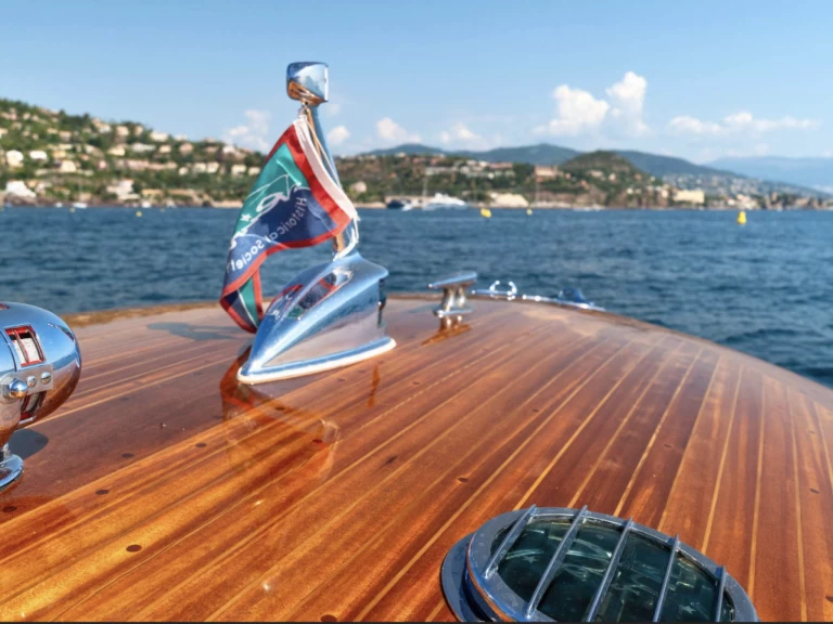 Louer Bateau à moteur avec ou sans skipper Guido Abbate  à Mandelieu-la-Napoule