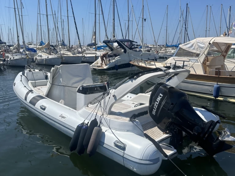 Location bateau Legar 800 à Viareggio sur Samboat