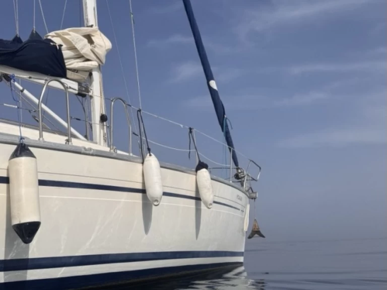 Location bateau Bavaria Bavaria 36 Cruiser à Puerto Deportivo de Lujo en Marbella sur Samboat