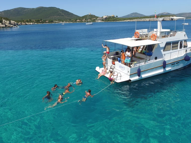 Louer Bateau à moteur avec ou sans skipper GM italy à Porto di Alghero