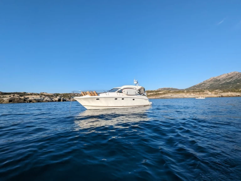 Location à Juan-les-Pins - Prestige 39 sur SamBoat