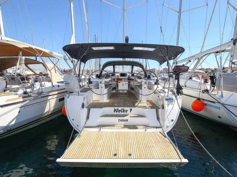 Louez un Bavaria Cruiser 45 à Biograd na Moru