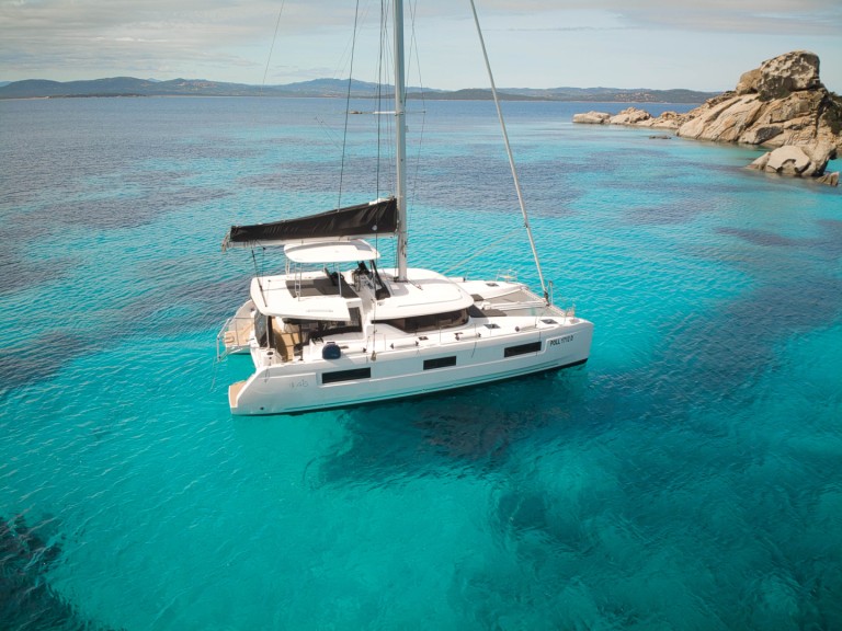 Location bateau Lagoon Lagoon 46 à Porto Pollo sur Samboat