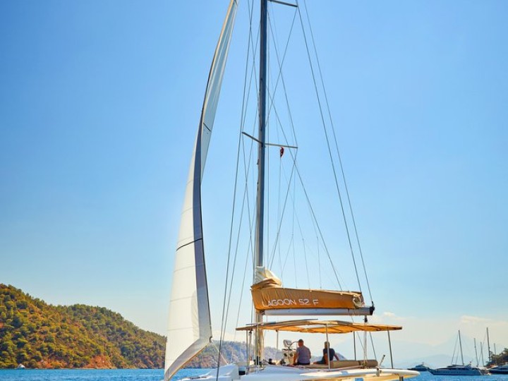 Location Catamaran Lagoon avec permis