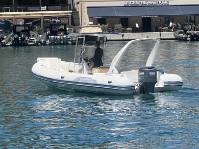 Boat rental Capelli Capelli 770 in Bonifacio on Samboat