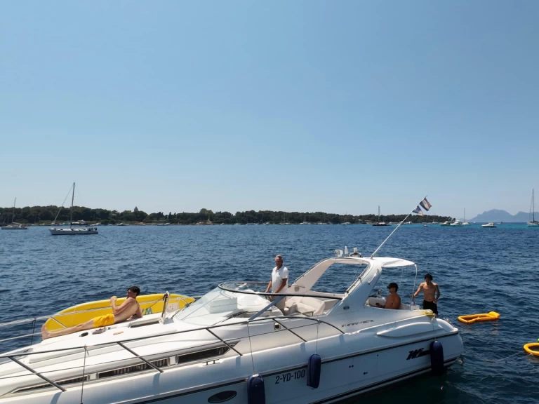 Louez un Windy Grand Mistral 37 à Cannes