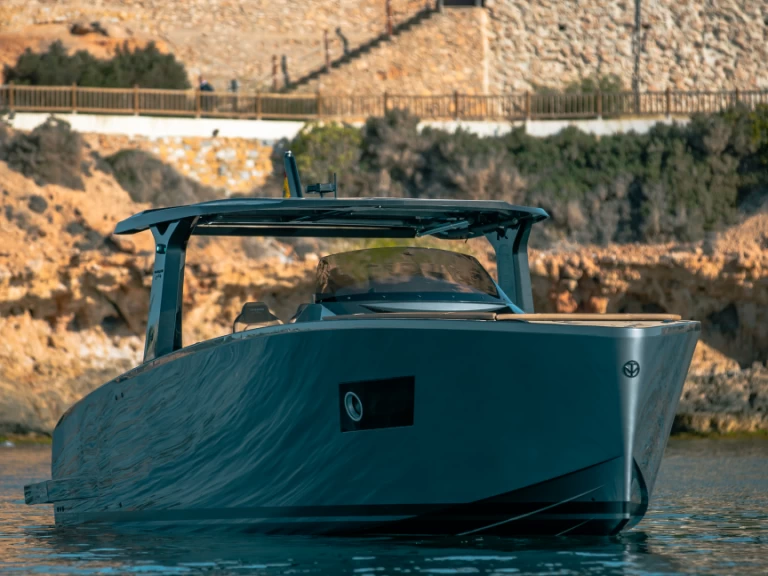 Tesoro T40 a louer à Port des Marines de Cogolin