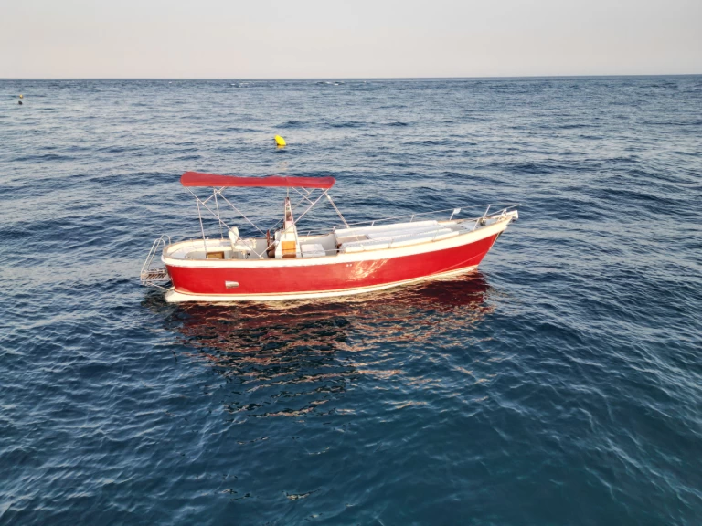 Louez un Dasamarine Altair 25 à Catane