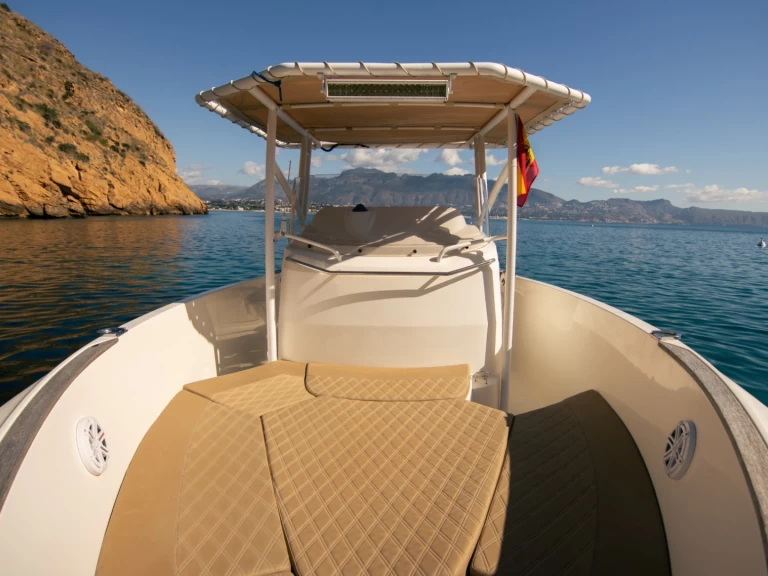 Location bateau Jeanneau Cap Camarat 7.5 CC à Altea sur Samboat