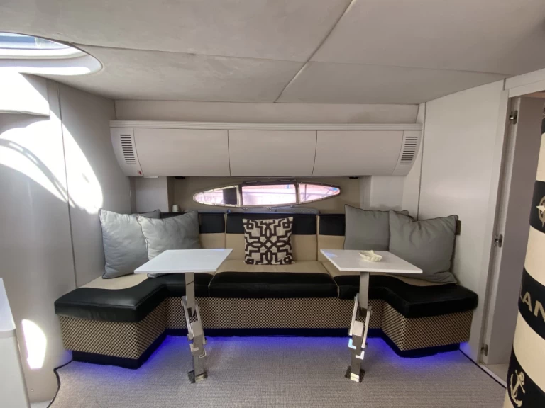 Louez un Azimut Atlantis 55 à Palioúri