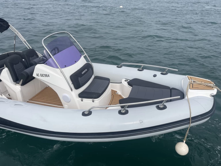Location bateau Cap Ferret pas cher Golden Line G580LF