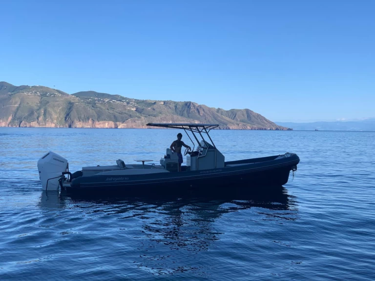 Location bateau Santa Marina Salina pas cher Intrepido 