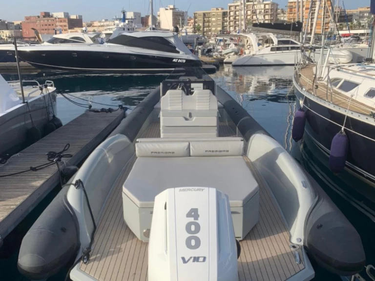 Location Semi-rigide à Santa Marina Salina - Premiere Intrepido 