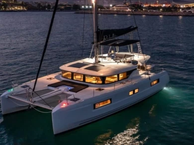 Yacht charter Rome (Ville) cheap Lagoon 46