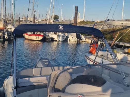 Location Bateau à moteur à La Rochelle - Bénéteau Flyer 650 Open
