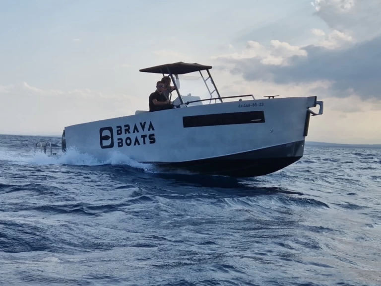 Location à Roses - BravaBoats BA 75 sur SamBoat