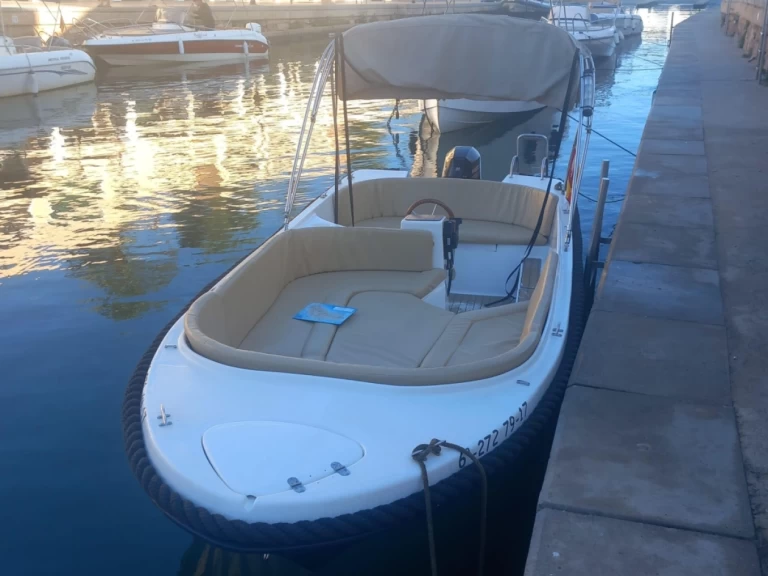 Louez un Marion 500 classic à Palma de Majorque