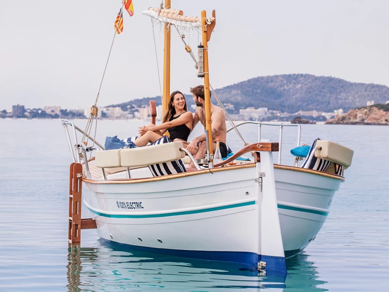 Louez un medvolt m7 à Port d'Alcudia