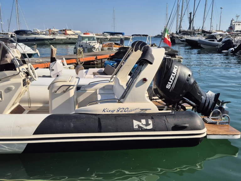 Louez un Nuova Jolly King 850 à Porto Turistico Masuccio Salernitano