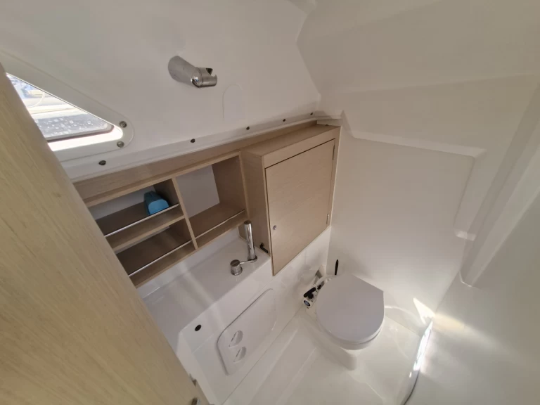 Louez un Bénéteau Oceanis 30.1 à Barcelone