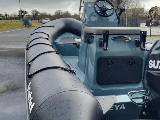 Location bateau Les Sables-d'Olonne pas cher Explorer 550