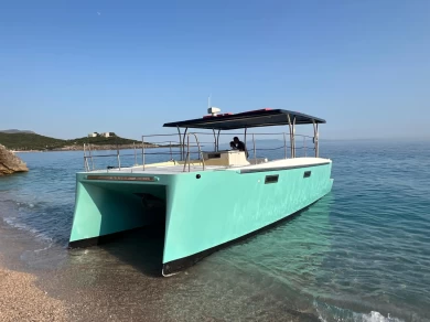 Pronájem Katamarán Aliboats s licencí