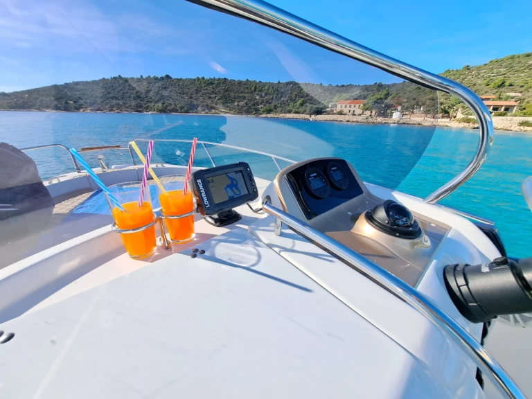 Location Bateau à moteur Sessa Marine avec permis