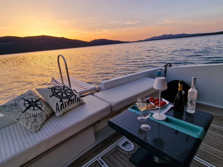 Location à Porto di Fertilia - Ferretti Altura 40 sur SamBoat