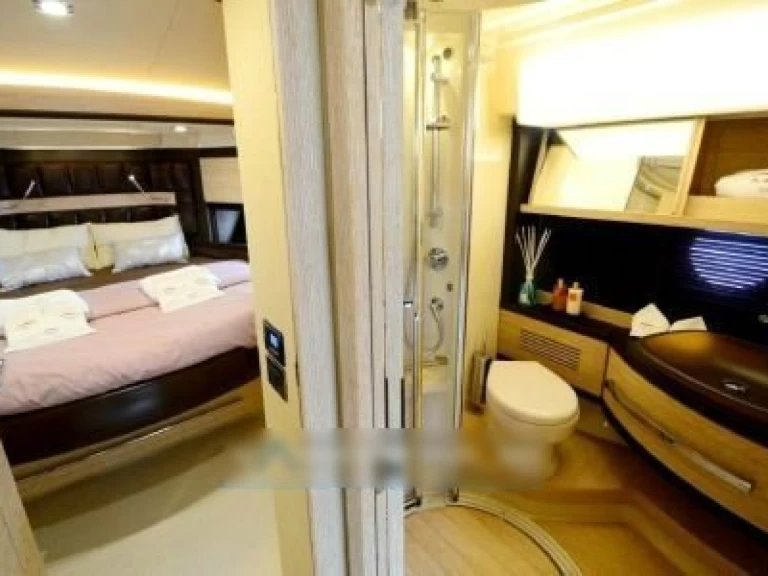 Louez un Azimut 65 à Marina Del Rey